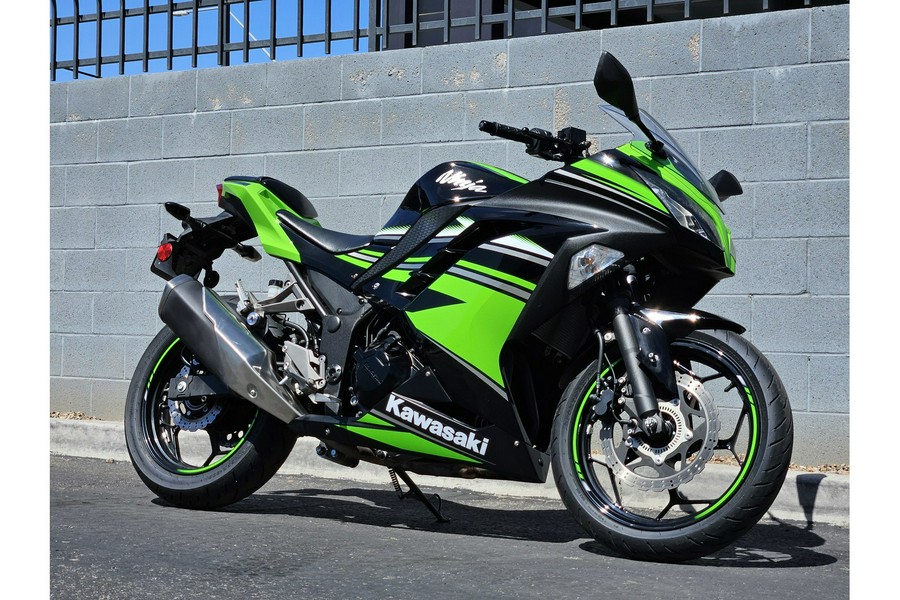 2016 Kawasaki Ninja 300 ABS KRT Edition