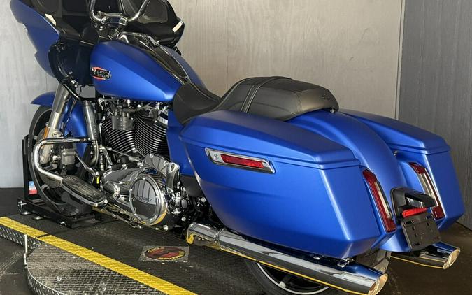 2026 Harley-Davidson® Road Glide® FLTRX AURORA BLUE DNM