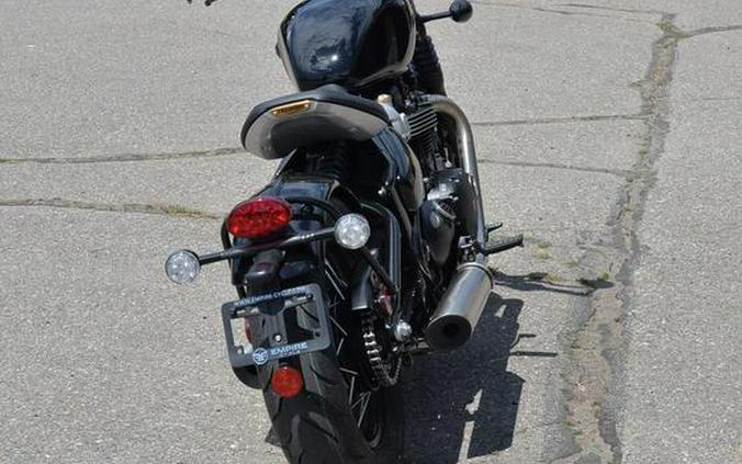 2024 Triumph Bonneville Bobber Jet Black/Ash Gray