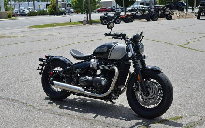 2024 Triumph Bonneville Bobber Jet Black/Ash Gray