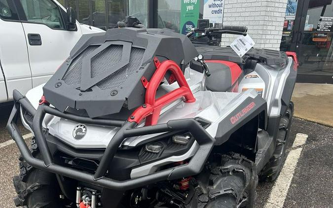 2024 Can-Am® Outlander X mr 1000R Hyper Silver & Legion Red