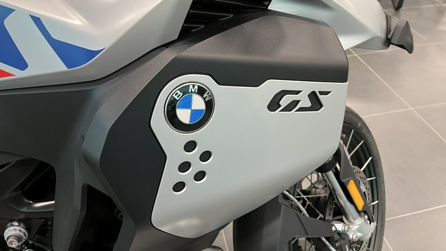 2024 BMW F 900 GS Adventure