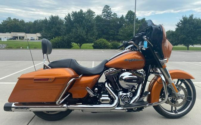 2015 Harley-Davidson Street Glide Special Amber Whiskey