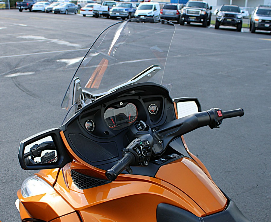 2014 CAN-AM Spyder RT-S
