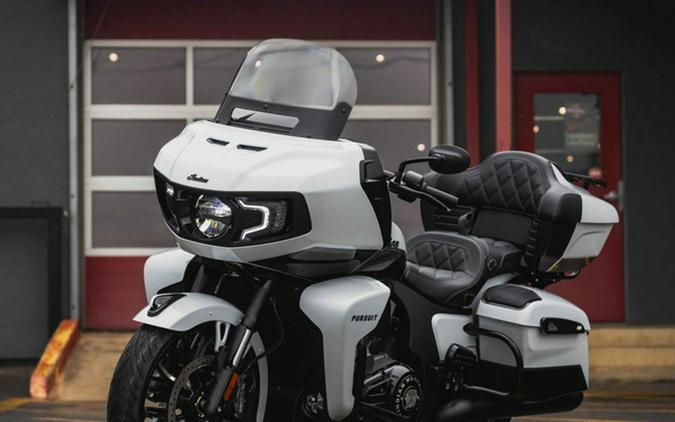 2026 Indian Pursuit Dark Horse 112 w/ PowerBand Audio