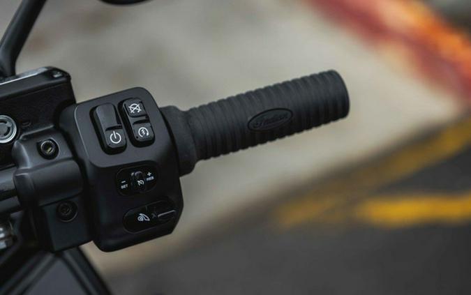 2026 Indian Pursuit Dark Horse 112 w/ PowerBand Audio