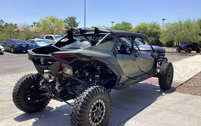 2026 Maverick R MAX X rc - Can-Am