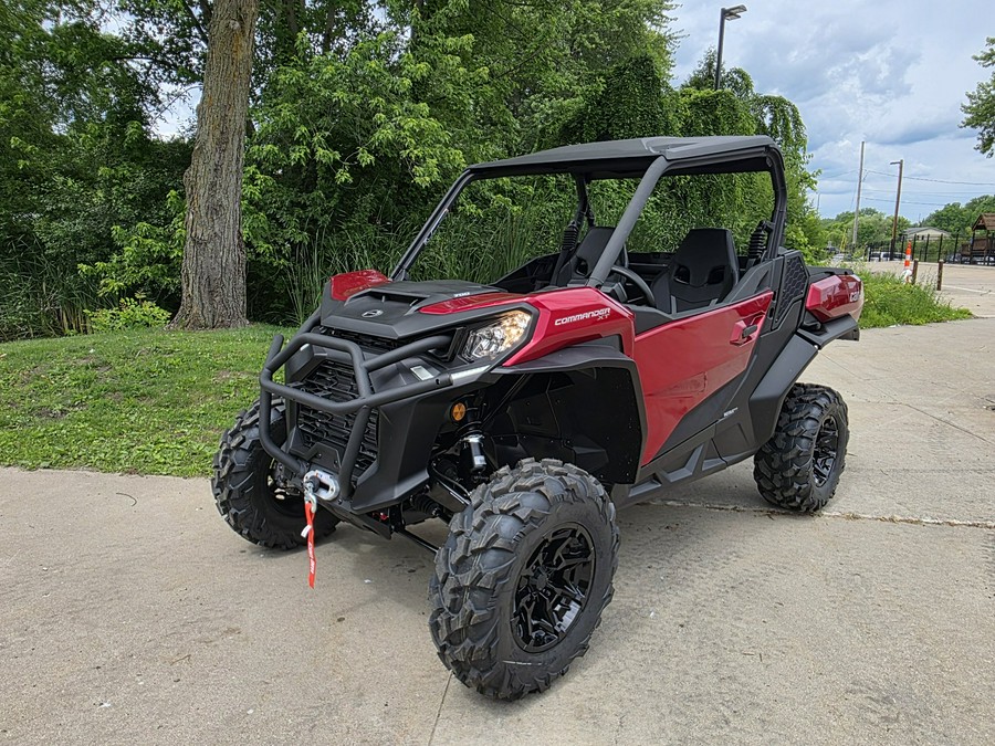 2026 Can-Am Commander XT 700