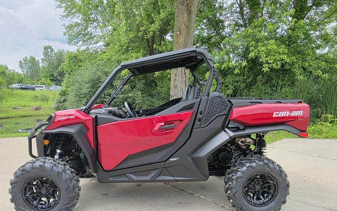 2026 Can-Am Commander XT 700