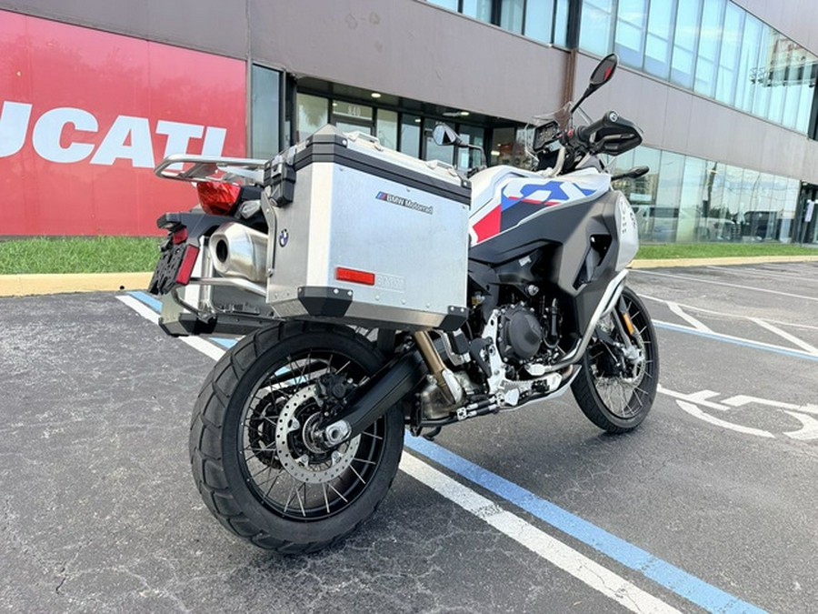 2024 BMW F 900 GS Adventure White Aluminum Metal Matte