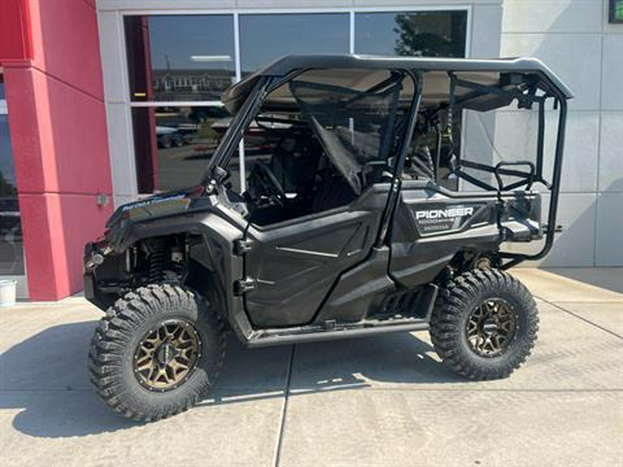 2024 Honda Pioneer 1000-5