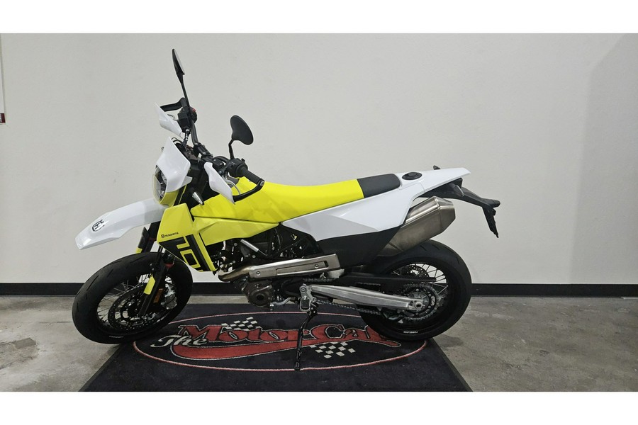 2026 701 SUPERMOTO - Husqvarna Motorcycles