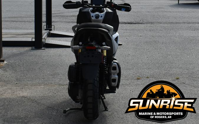 2027 Aprilia SR GT 400