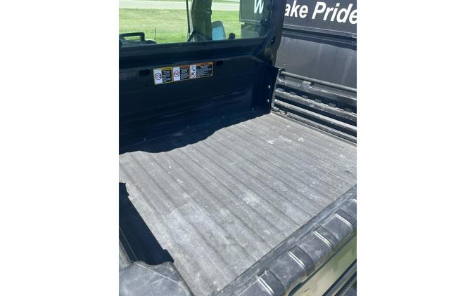 2023 John Deere GATOR XUV 835R CAB