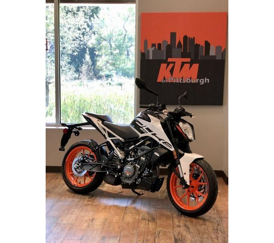 2020 KTM 200 Duke