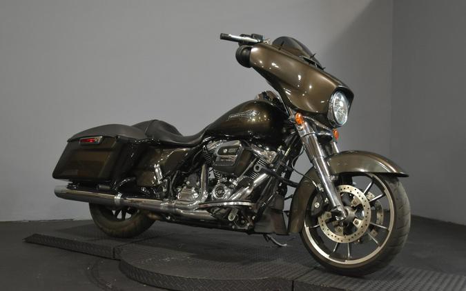 2021 Harley-Davidson Street Glide River Rock Gray