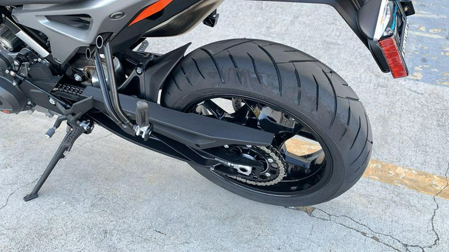 New 2024 KTM 790 DUKE