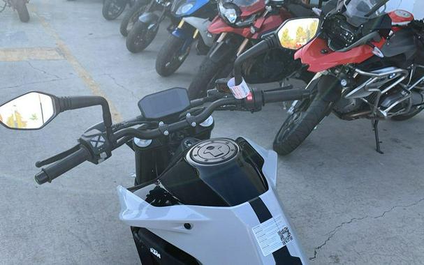New 2024 KTM 790 DUKE
