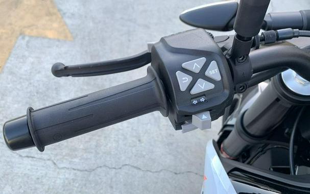 New 2024 KTM 790 DUKE