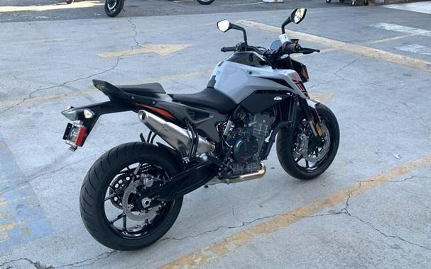 New 2024 KTM 790 DUKE