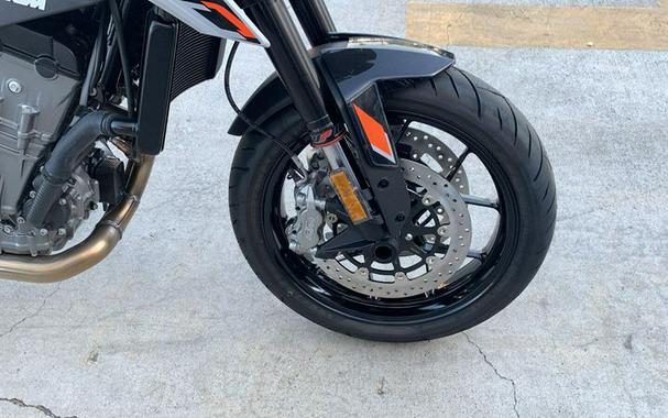 New 2024 KTM 790 DUKE