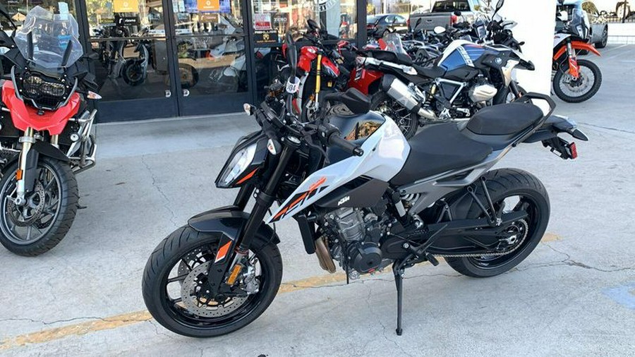 New 2024 KTM 790 DUKE