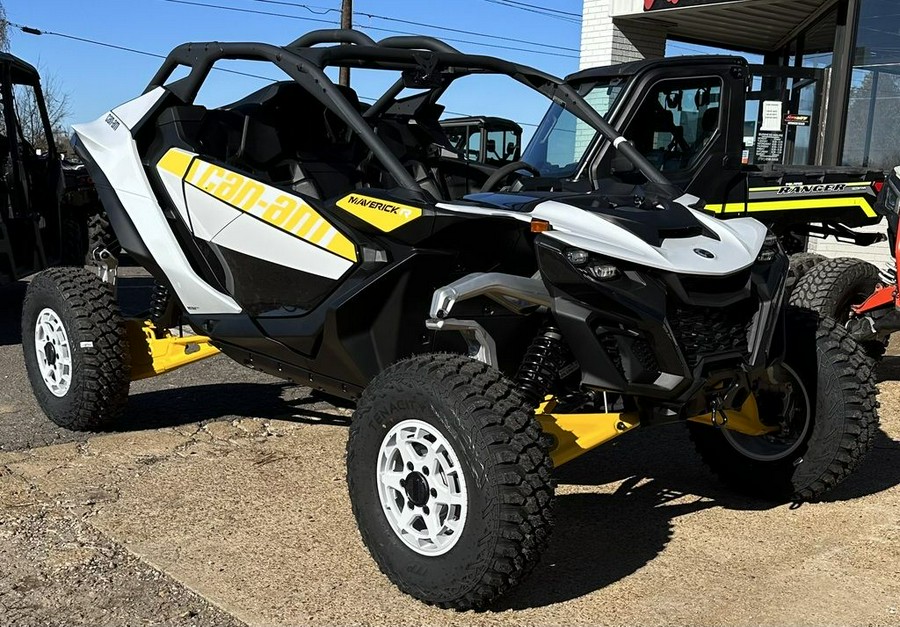 2024 Can-Am® Maverick R 999T DCT