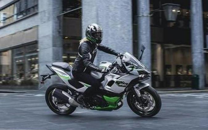 2024 Kawasaki Ninja® 7 Hybrid ABS