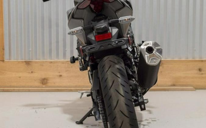 2025 Kawasaki Z500 SE ABS