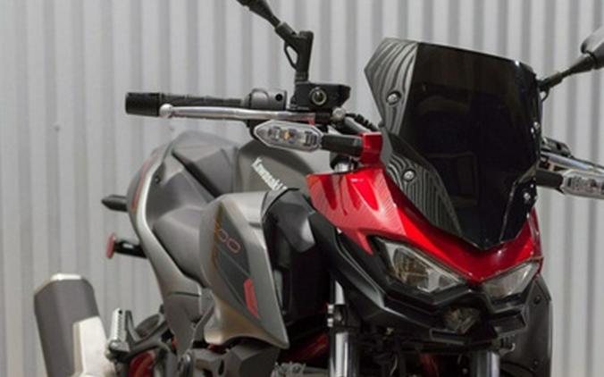 2025 Kawasaki Z500 SE ABS