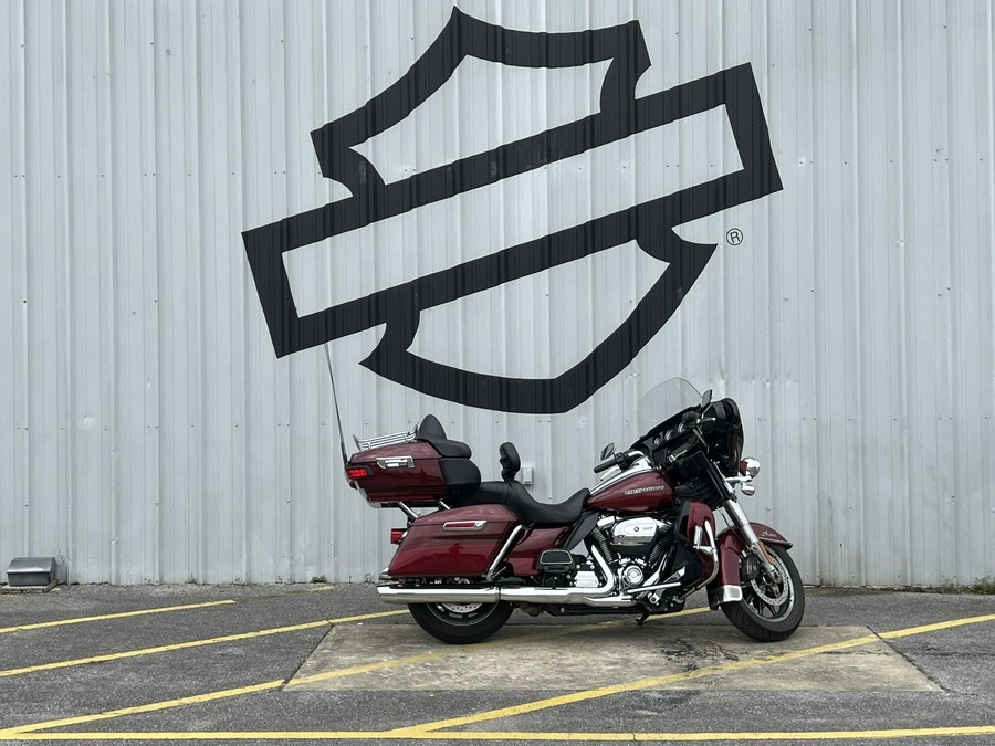 2017 Harley-Davidson® Ultra Limited Two-Tone Mysterious Red Sunglo/Velocity Red Sunglo