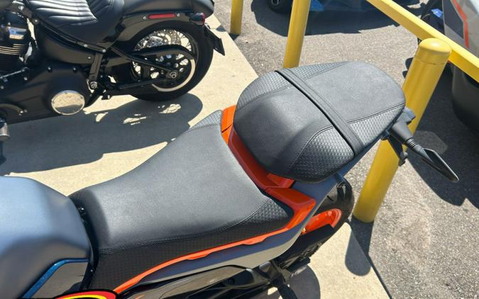 2024 KTM Duke 390