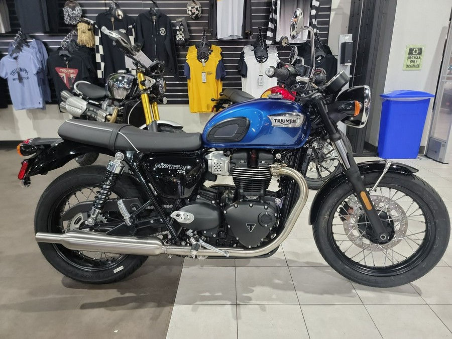 2023 Triumph Bonneville T100 Chrome Edition Cobalt Blue