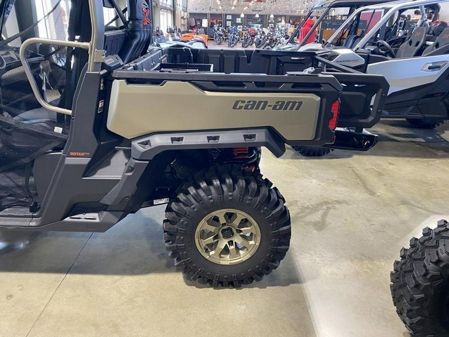 2023 Can-Am® Defender X mr HD10