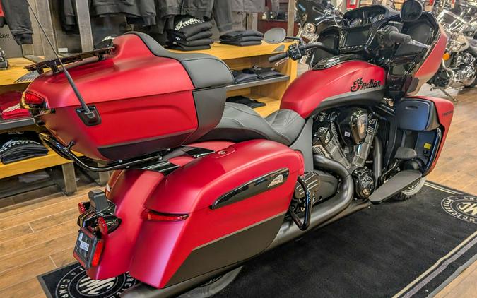 2025 Indian Motorcycle® Pursuit® Dark Horse® 112 Sunset Red Smoke with Black Smoke