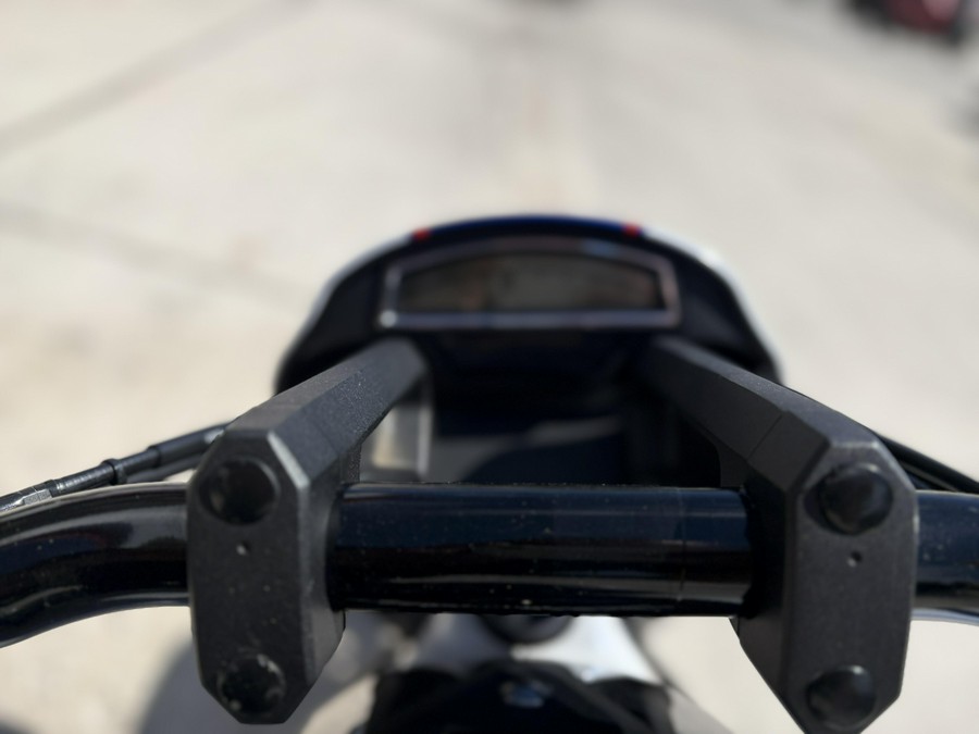 2019 Suzuki BOULEVARD M109R B
