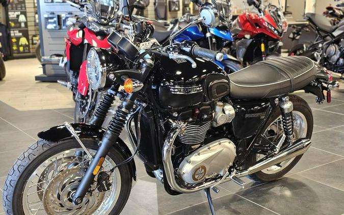 2023 Triumph Bonneville T120 Jet Black