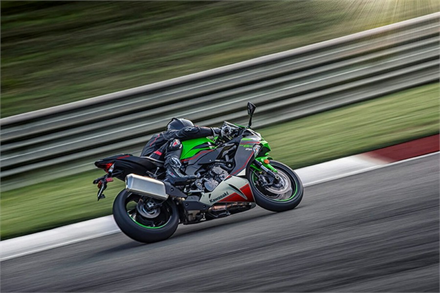 2022 Kawasaki Ninja ZX-6R KRT Edition