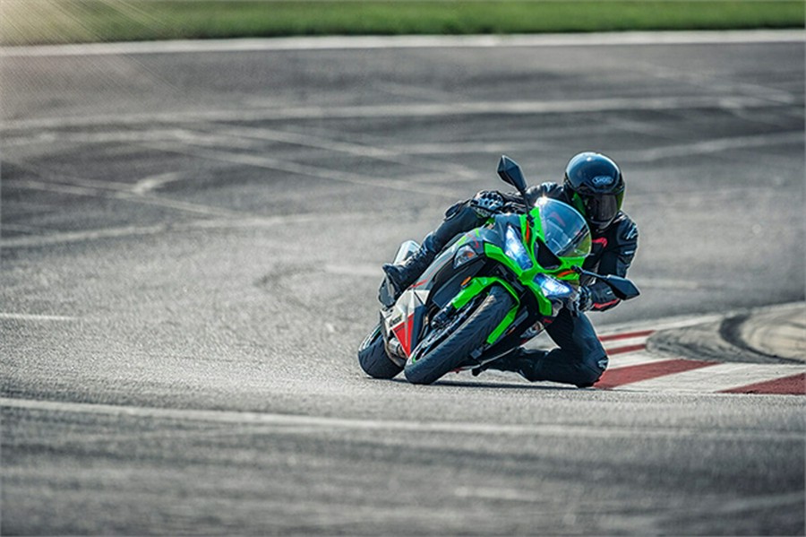 2022 Kawasaki Ninja ZX-6R KRT Edition