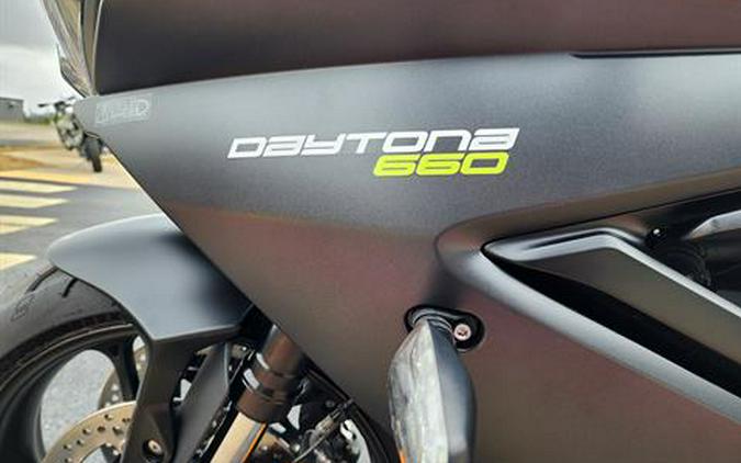 2025 Triumph Daytona 660