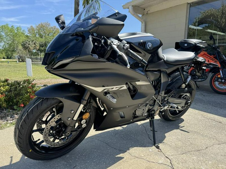 2025 Yamaha YZF-R7