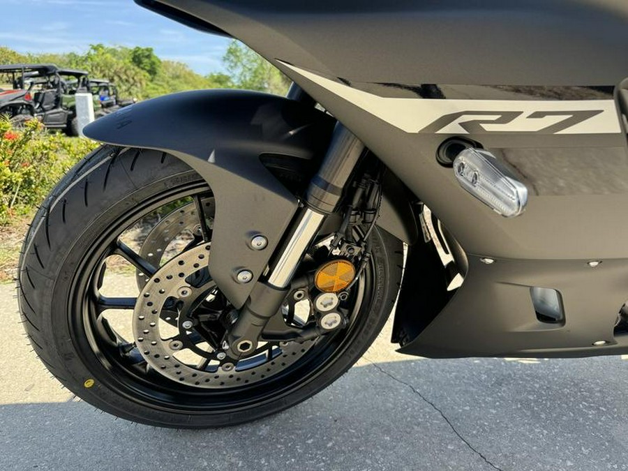 2025 Yamaha YZF-R7