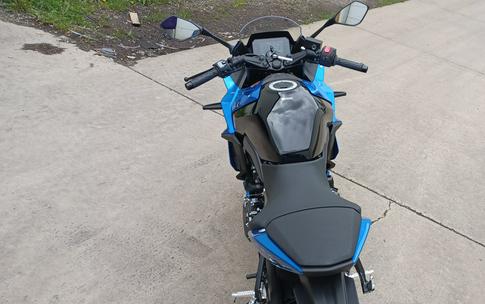 2024 Suzuki GSX-S 8R