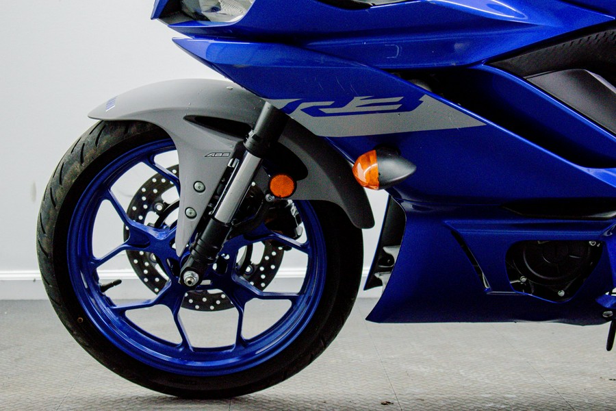 2021 Yamaha YZF-R3 ABS