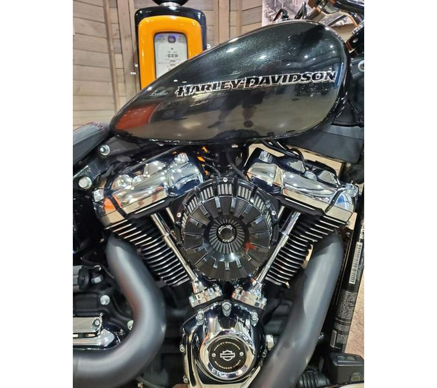 2018 Harley-Davidson® FXBR - Softail® Breakout®