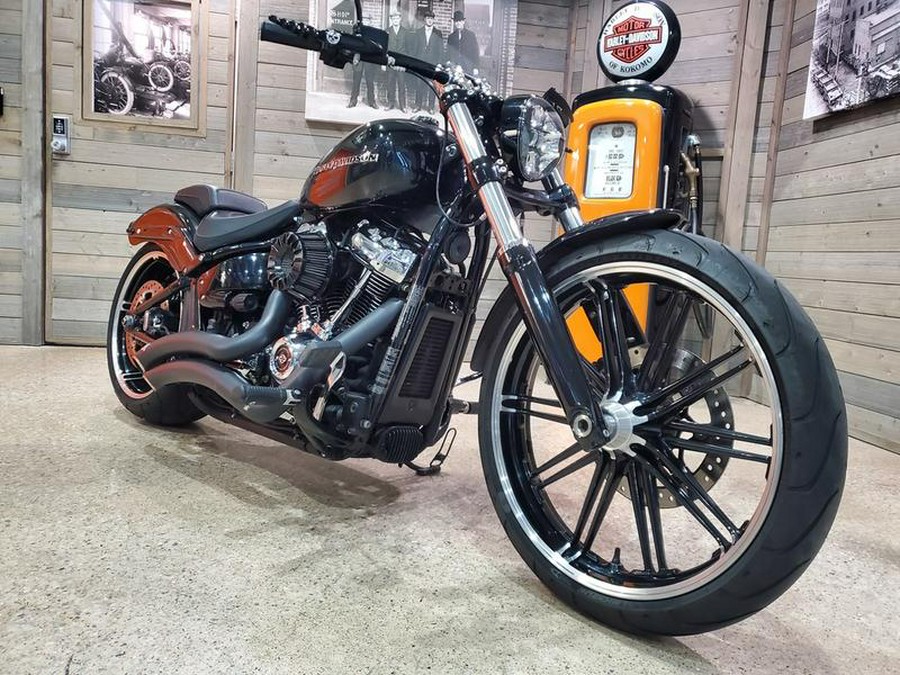 2018 Harley-Davidson® FXBR - Softail® Breakout®