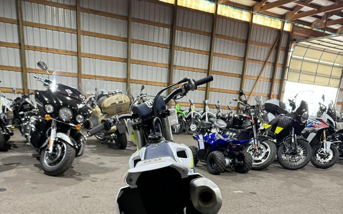 2025 Husqvarna Motorcycles FC 250