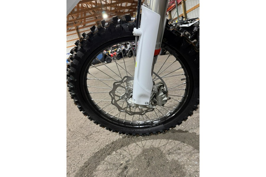 2025 Husqvarna FC 250