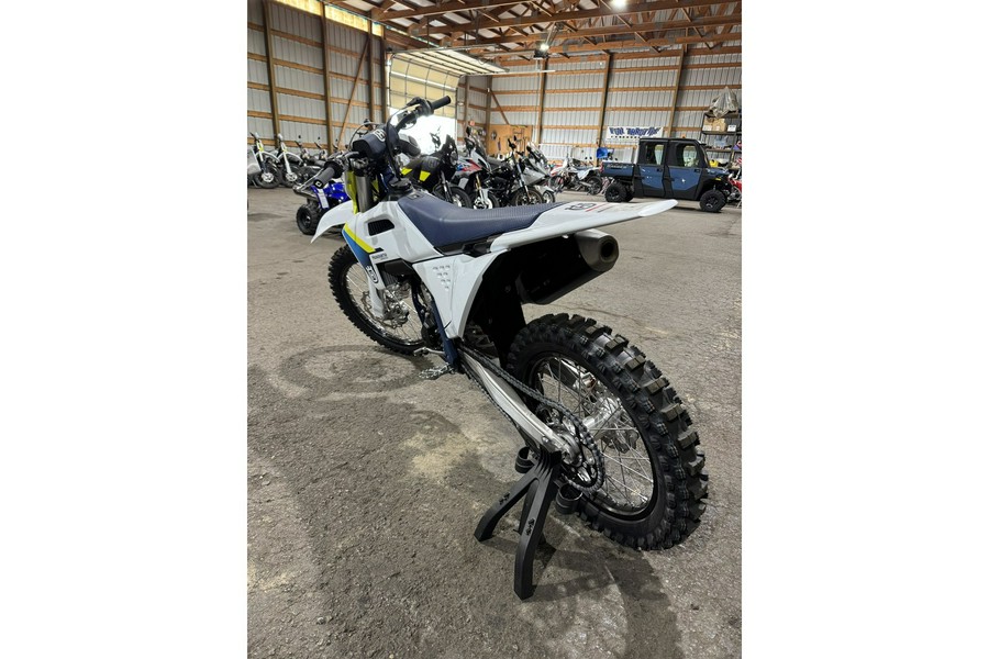 2025 Husqvarna FC 250