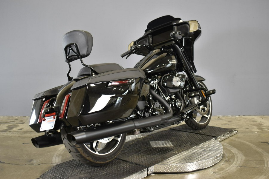 2024 Harley-Davidson Street Glide Vivid Black
